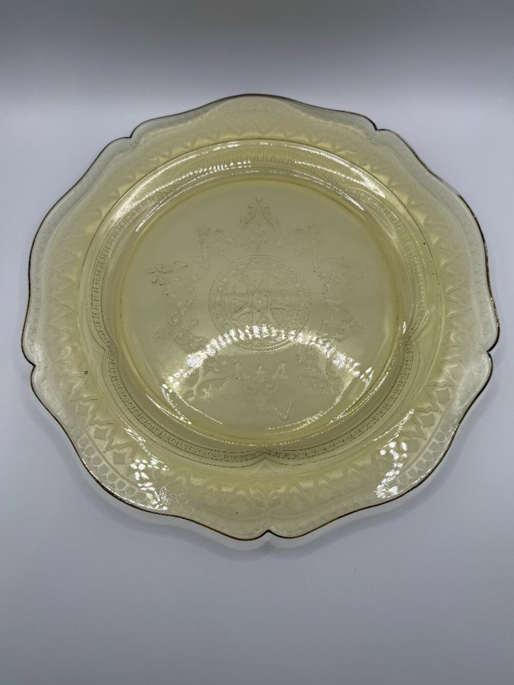 VTG Yellow Depression Glass 'Patrician' Spoke Federal Glass